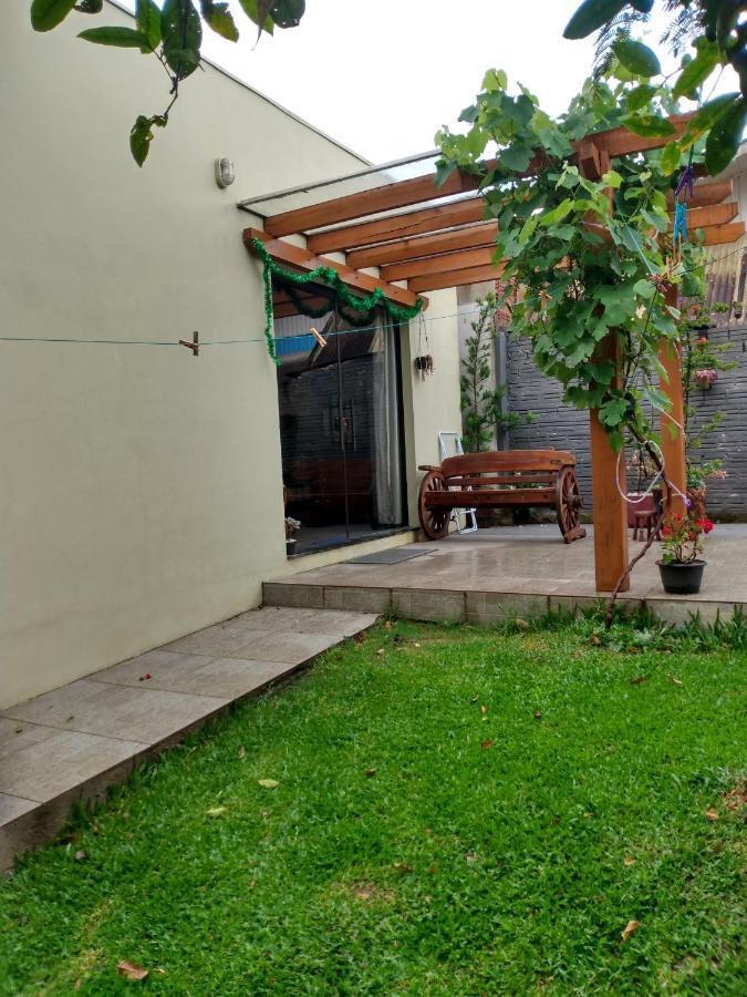 Casa Aconchegante Ou Suites Privativas Canela Luaran gambar